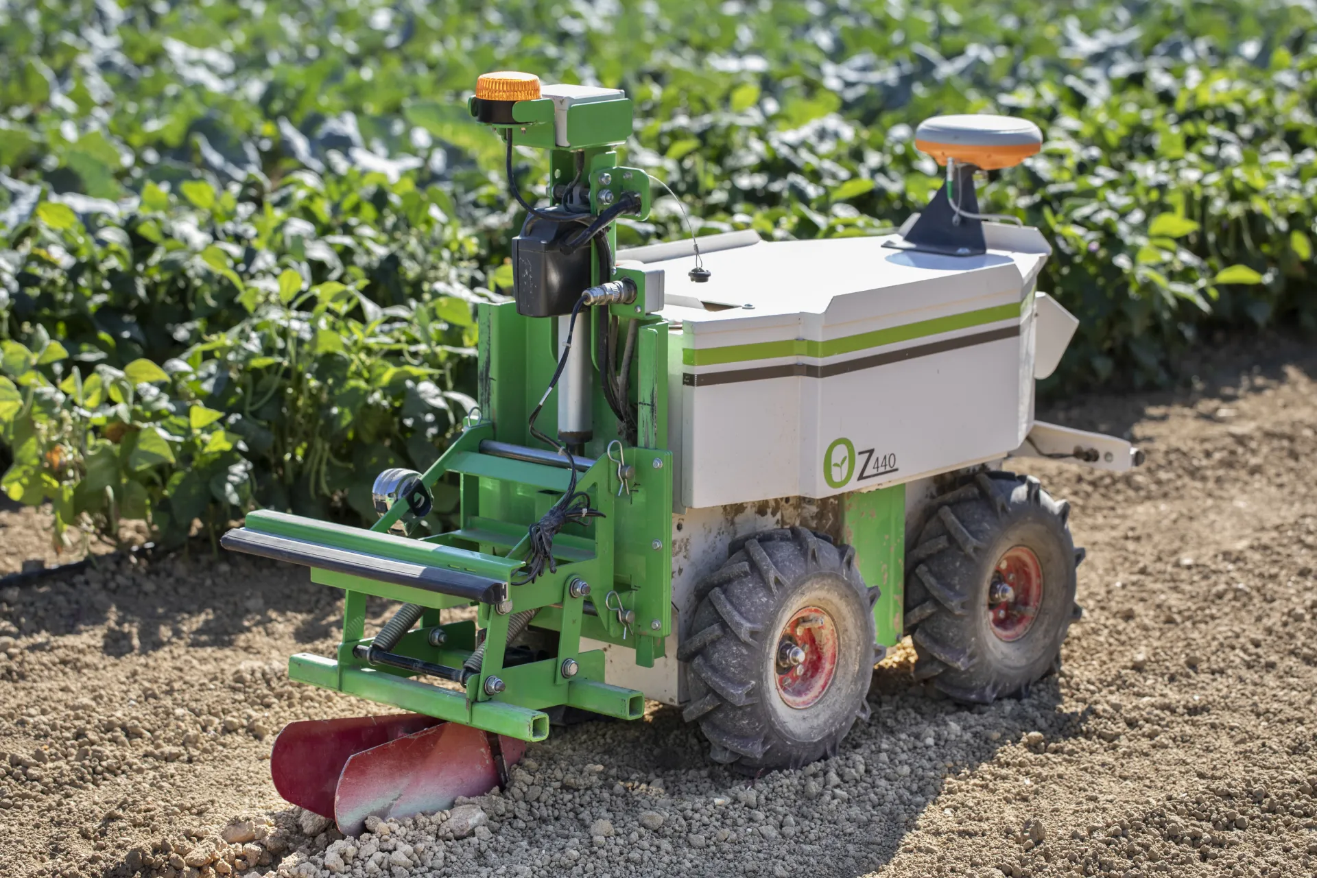 Comprendre la législation sur les robots agricoles en plein champ